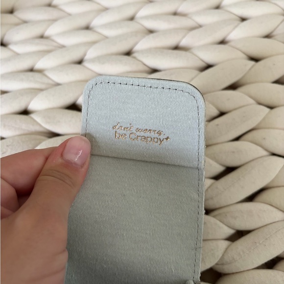 NWT sunglasses - Picture 4 of 4